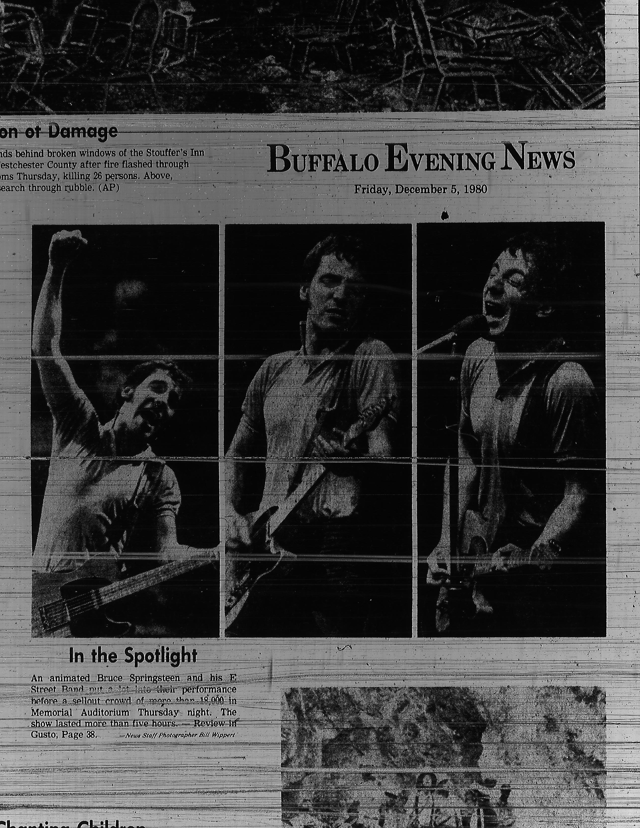 BruceSpringsteenAndTheEStreetBand1980-12-04MemorialAuditoriumBuffaloNY (5).jpg